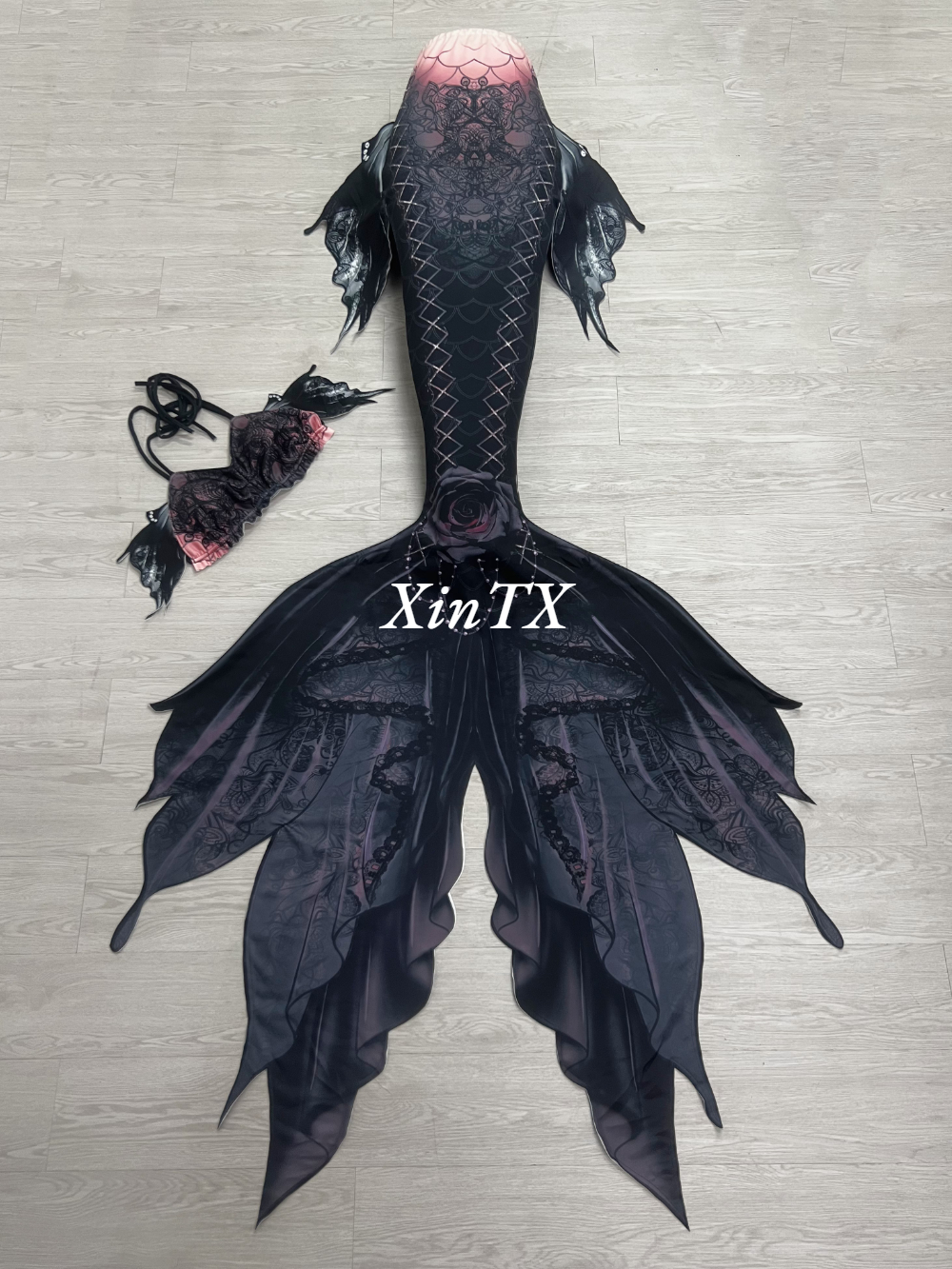 Mermaid Tail Dark Gothic Style - Aquarium & Marine Museum Universiti Malaysia Sabah Kota Kinabalu Sabah Reviews ulasan dan harga